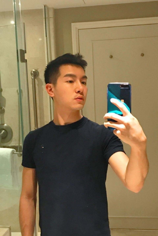 海海的第三张照片--澳门蓝颜知己交友网