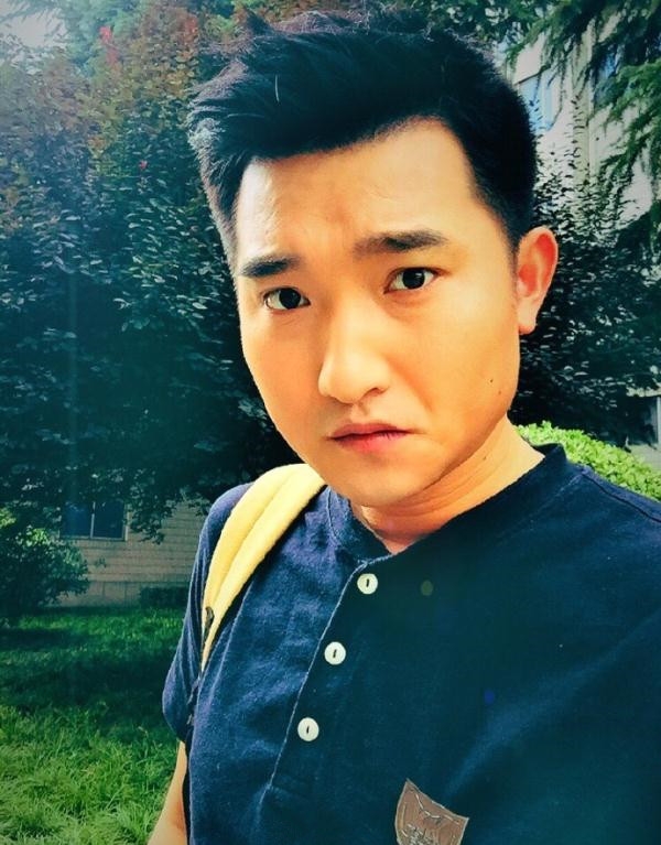 奋斗的第一张照片--澳门蓝颜知己交友网