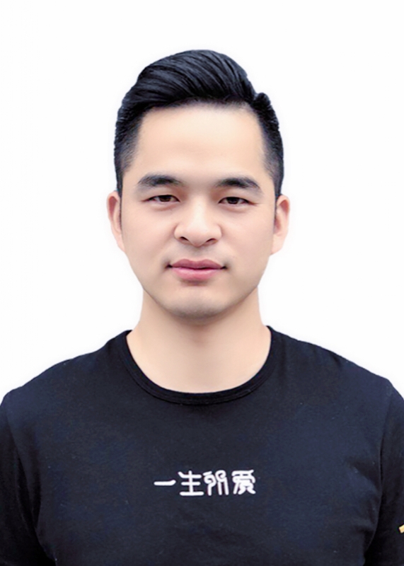 戏梦巴黎的第一张照片--澳门蓝颜知己交友网