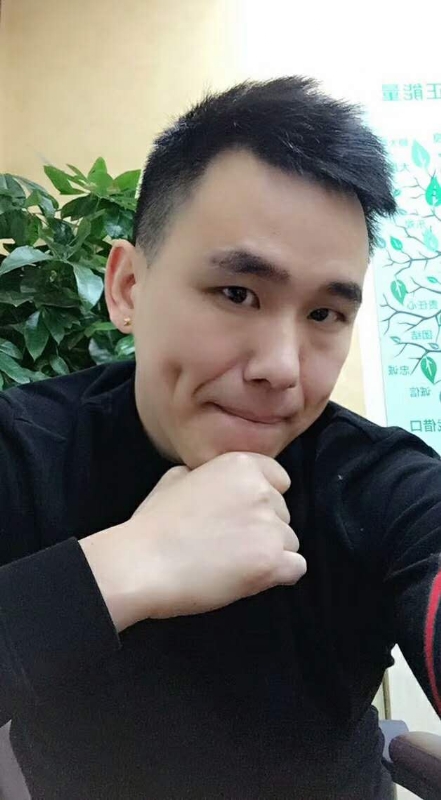 用实力征服一切的第一张照片--澳门蓝颜知己交友网