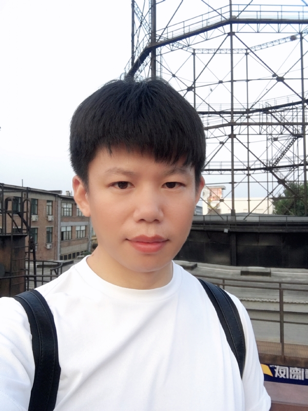 董晓群的第一张照片--澳门蓝颜知己交友网