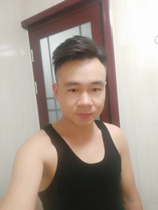 浮生若梦的第二张照片--澳门蓝颜知己交友网