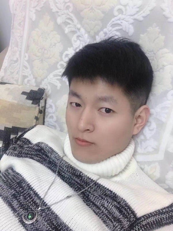 诚交的第一张照片--澳门蓝颜知己交友网