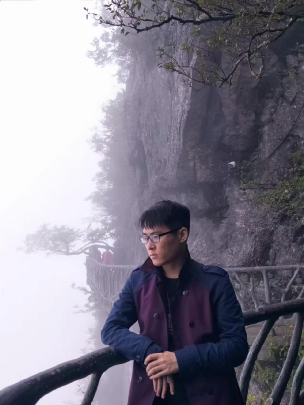 晨曦的第一张照片--澳门蓝颜知己交友网