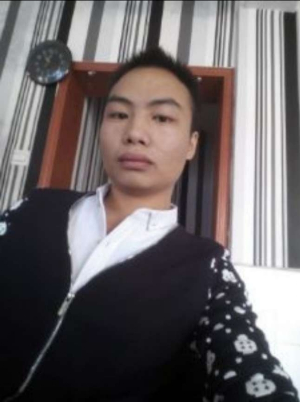 阿龙的第一张照片--澳门蓝颜知己交友网